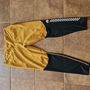 Nike Mustard yellow compression leggings with mesh legs size xxl